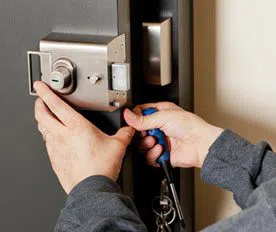City Locksmith Services East Carondelet, IL 618-613-4451 City Locksmith Services East Carondelet, IL 618-613-4451 - 17-Emergency-Locks-Locksmith